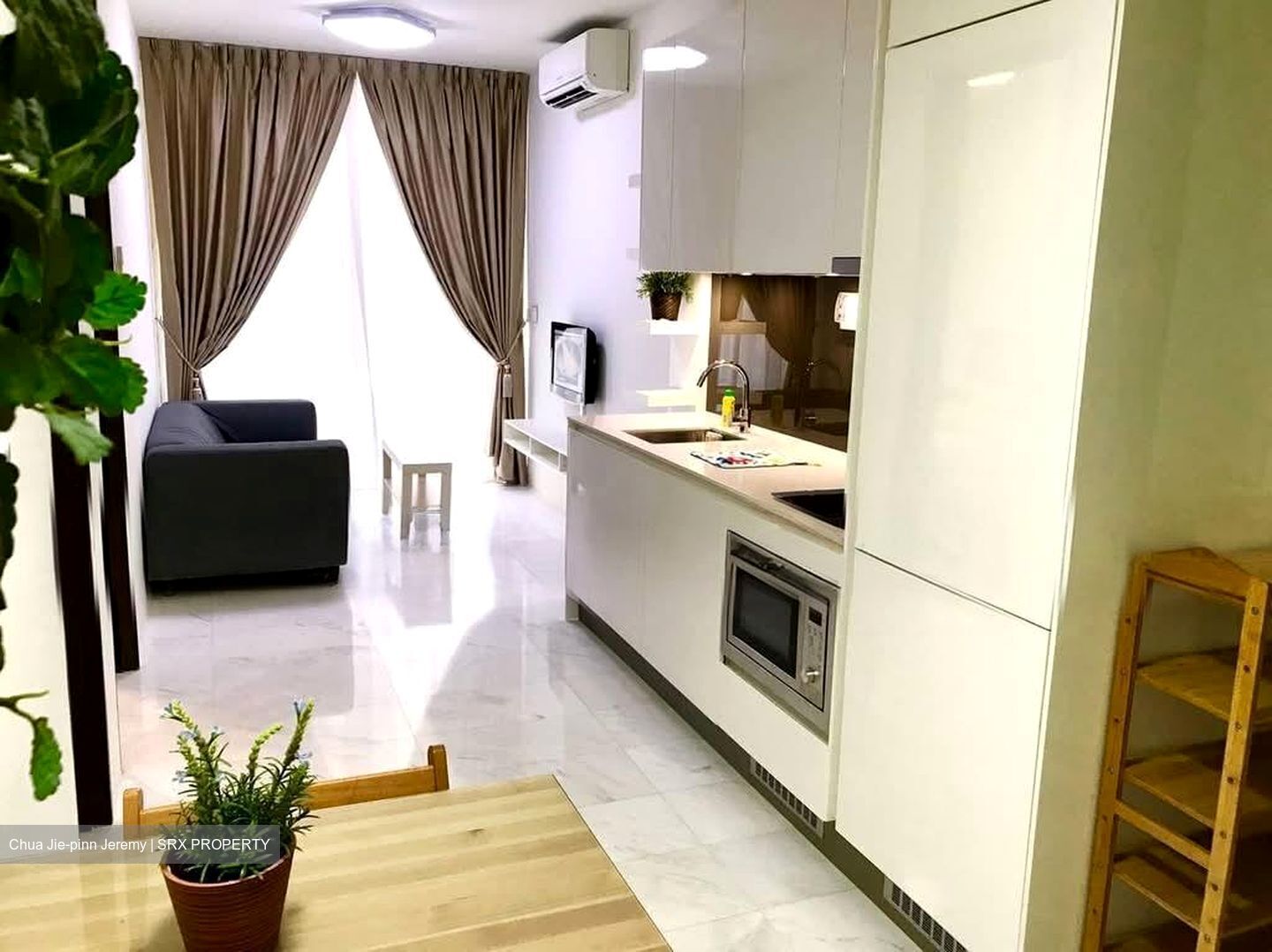 Metro Loft (D14), Apartment #556628701